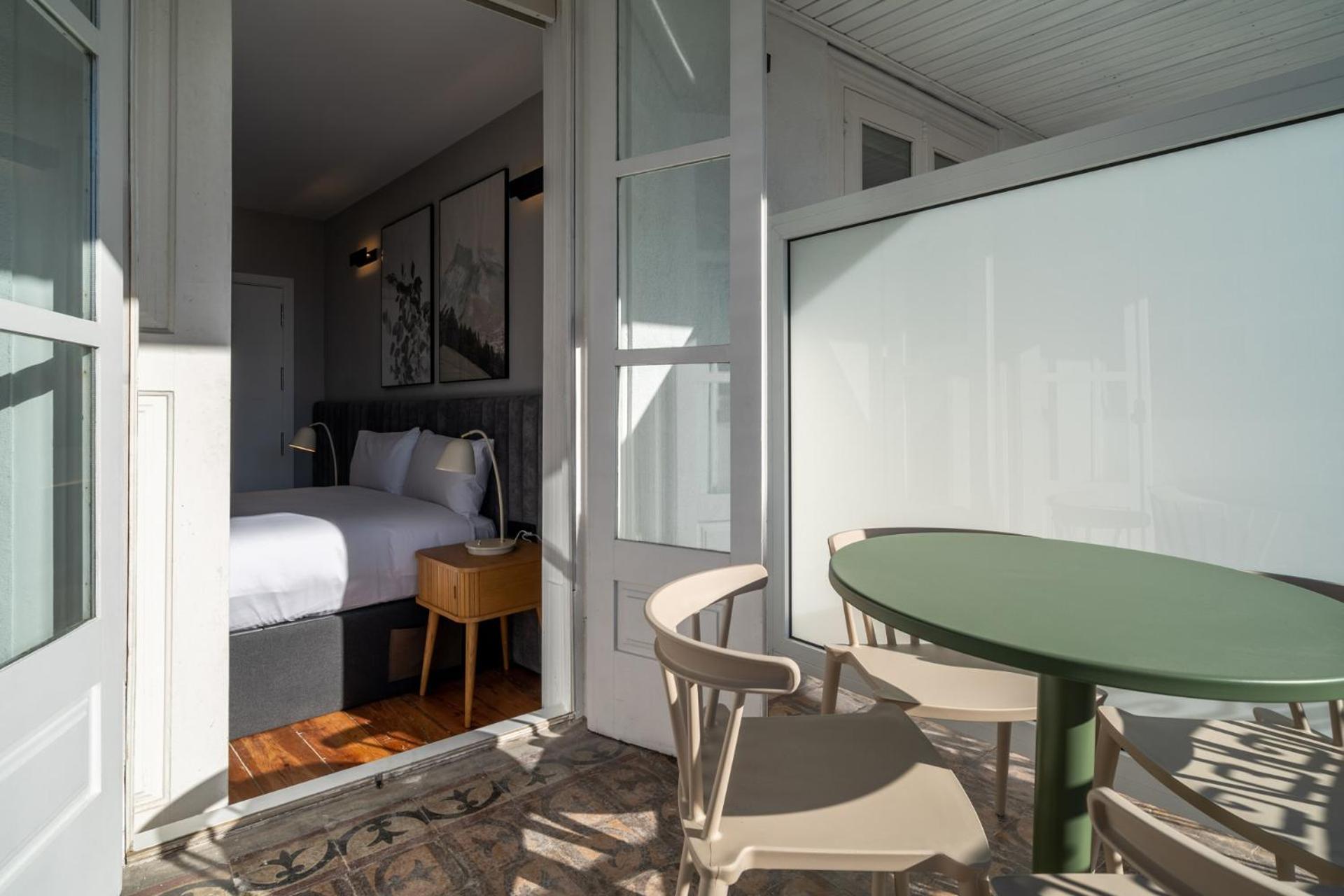 Limehome Porto Rua De Dom Manuel II Exterior photo